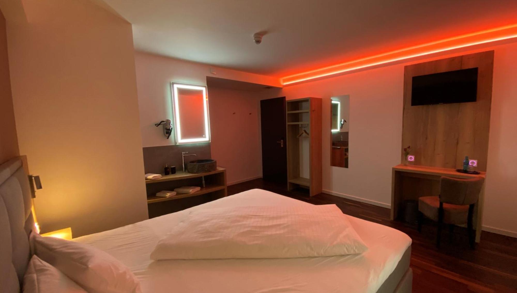 Hotel B4 Limburg an der Lahn Pokoj fotografie