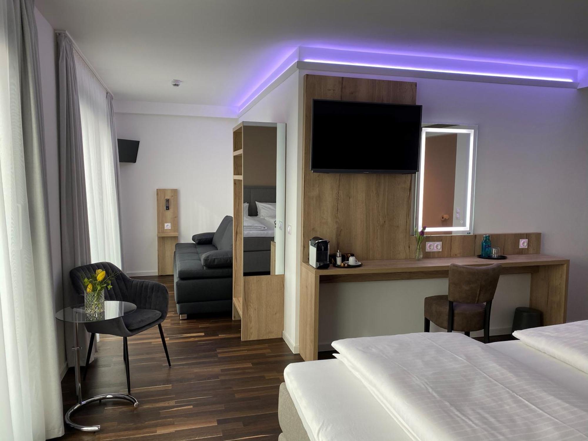 Hotel B4 Limburg an der Lahn Pokoj fotografie